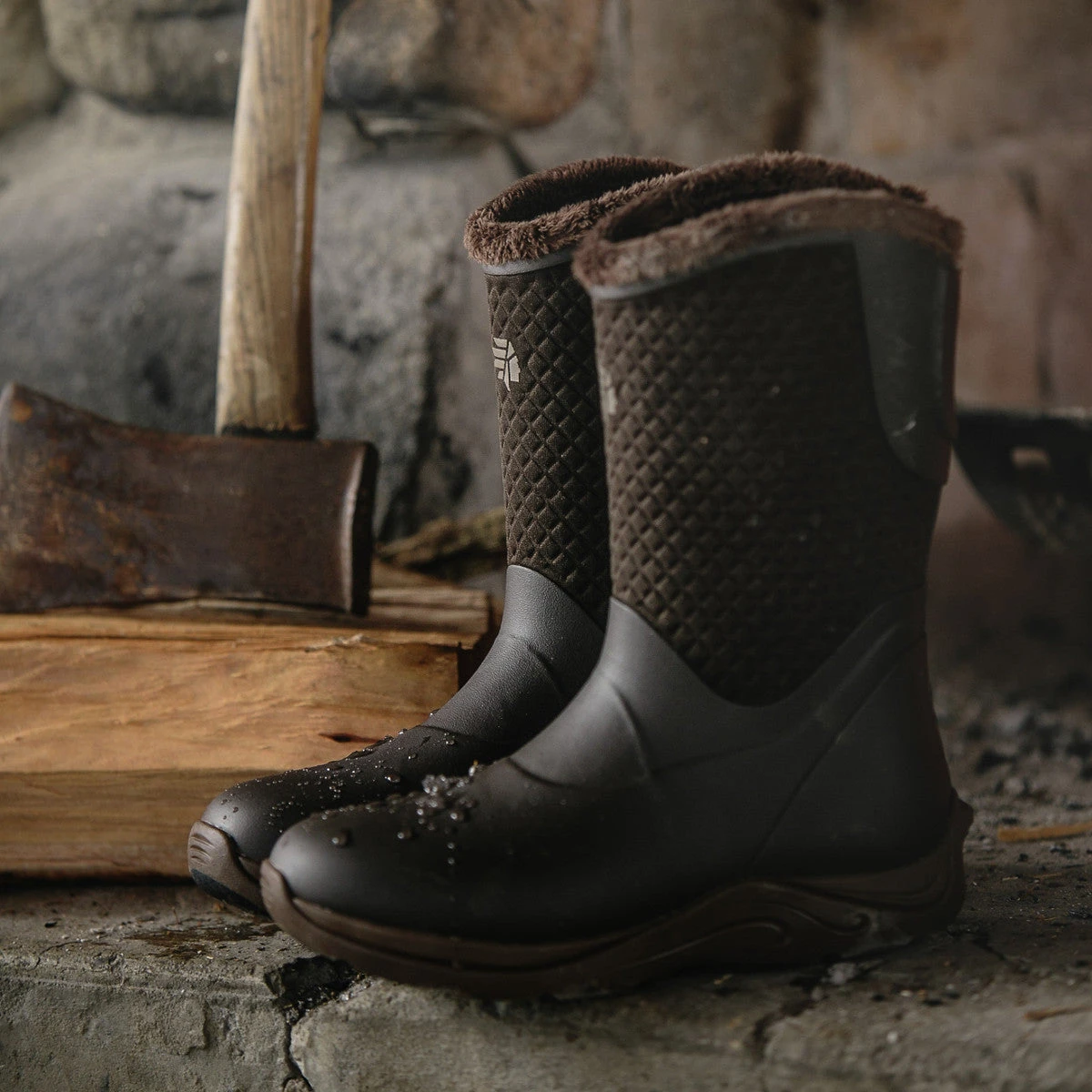 Lacrosse Women's Alpha Cozy 10" Soft Toe WP Rubber Boot - Brown - 656111 5 Lacrosse Women's Alpha Cozy 10" Soft Toe WP Rubber Boot - Brown - 656111 - Image 5