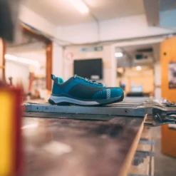 Kodiak Women's Quicktrail Low CT Athletic Work Shoe -Blueberry- 4TGWBL -Strut Boots LS KD 4TGWBL 2